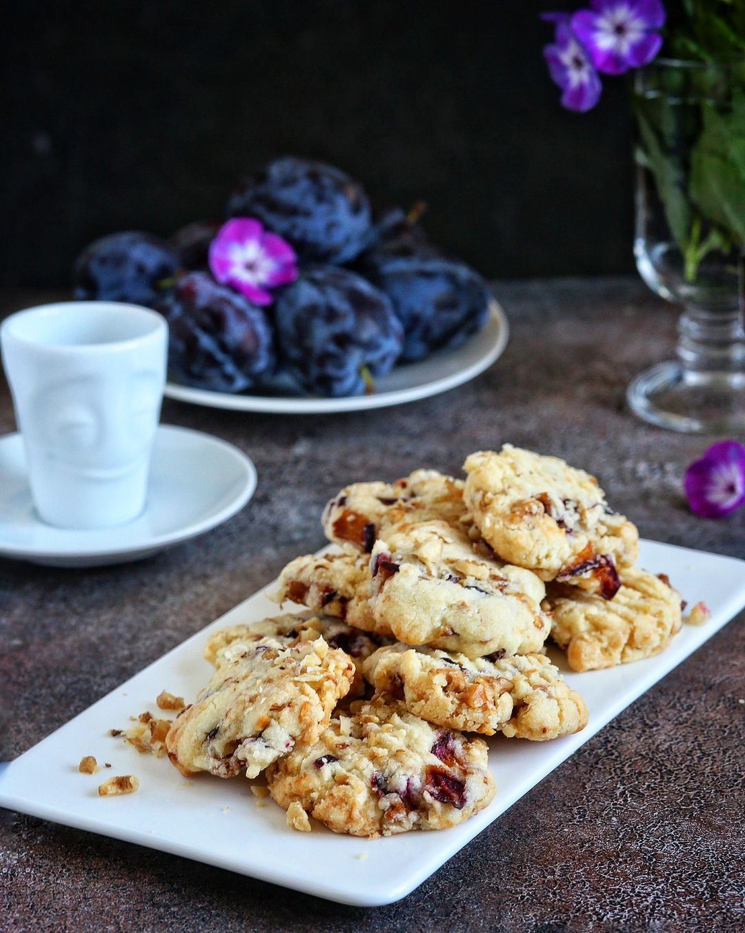 Soft Plum and Walnut Cookies