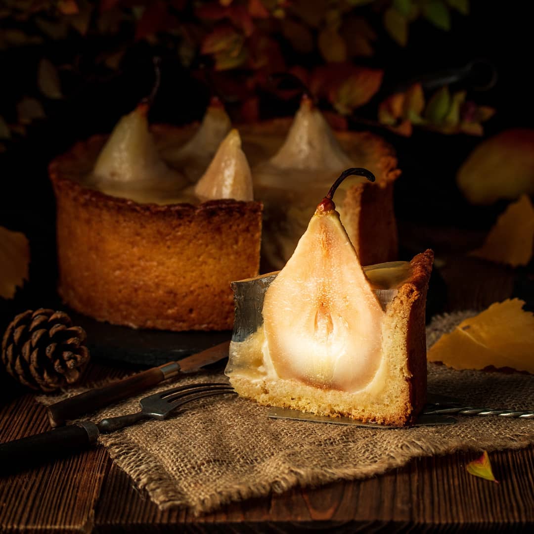 NOVEMBER PEAR PIE