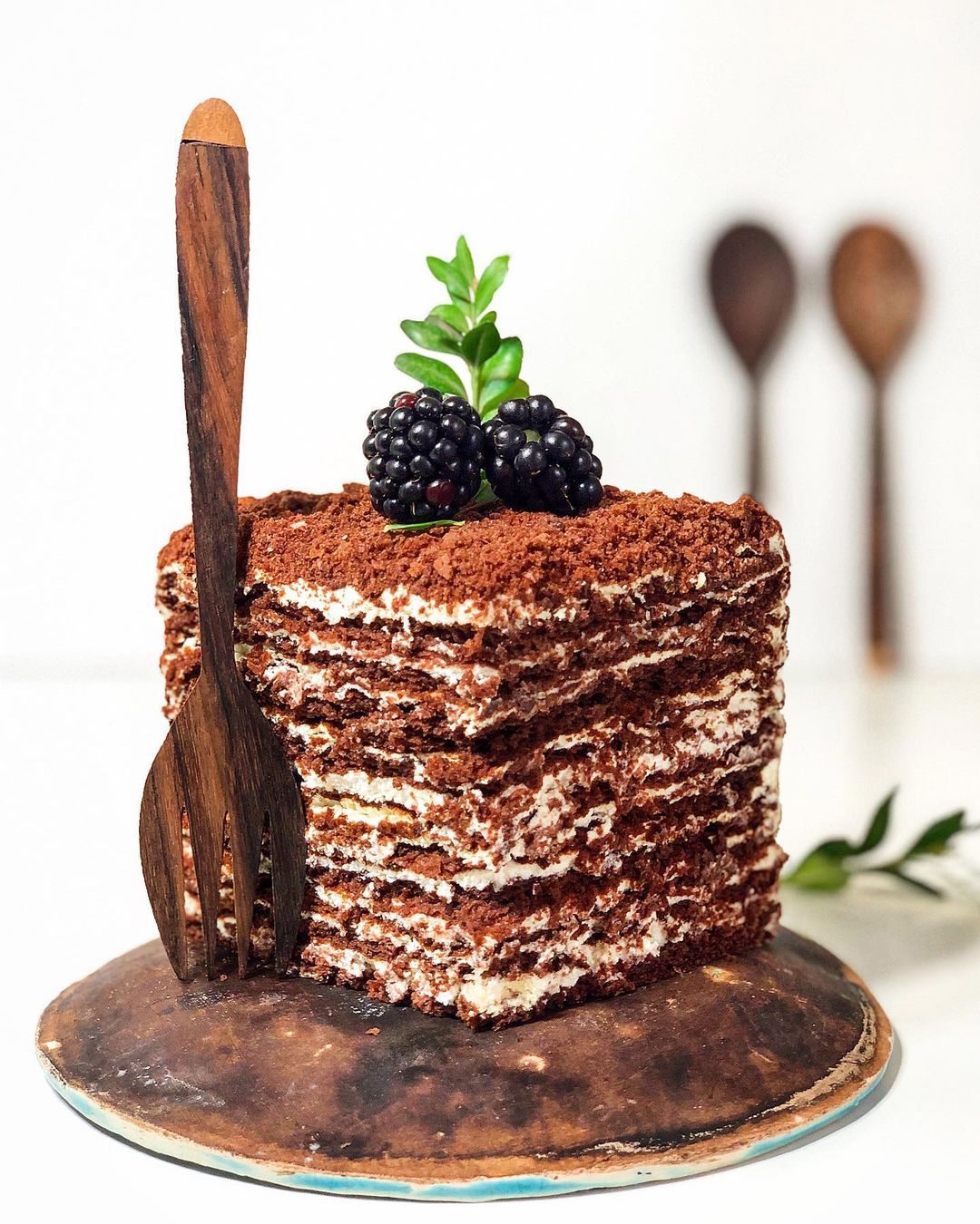 Chocolate honey cake with mascarpone