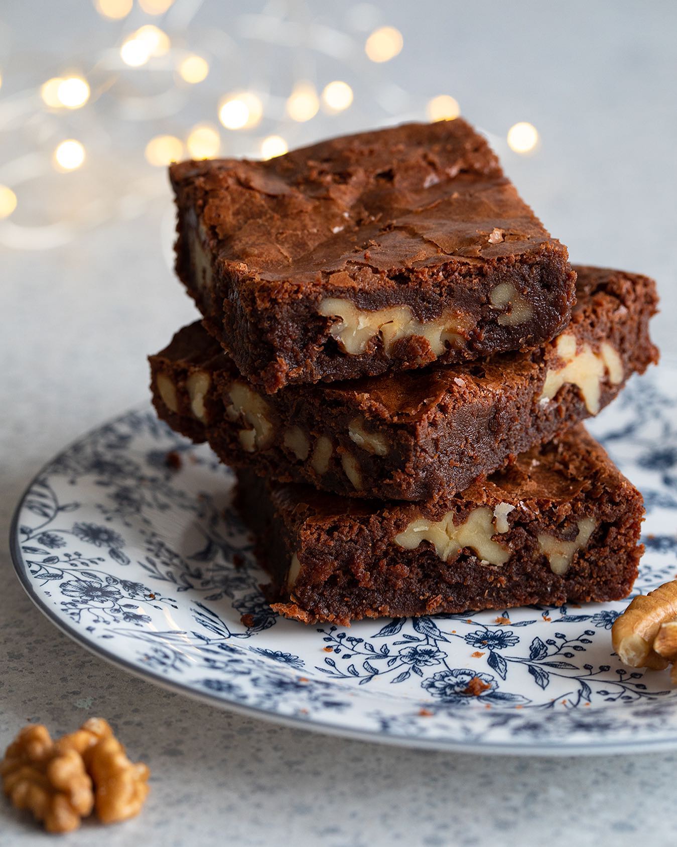 Moist brownies with walnuts